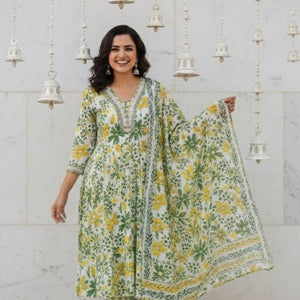 Pink Floral Printed Kurti Pant Dupatta Set for Women | Elegant Cotton Daily & Festive Ethnic Wear - Pink Floral Kurti - Breakup Clothes