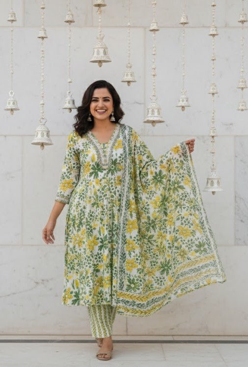 Pink Floral Printed Kurti Pant Dupatta Set for Women | Elegant Cotton Daily & Festive Ethnic Wear - Pink Floral Kurti - Breakup Clothes